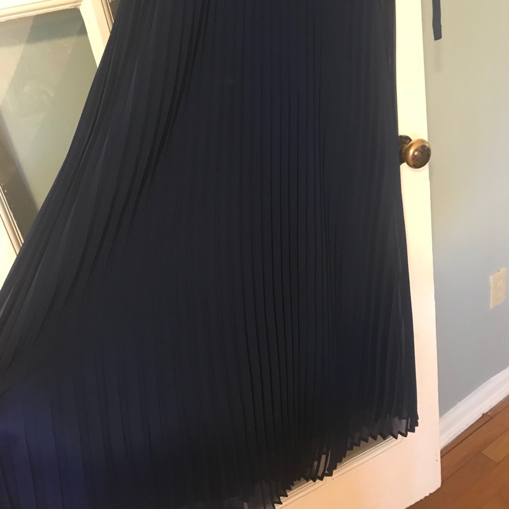 Blue pleated maxi dress - Picture 4 of 8
